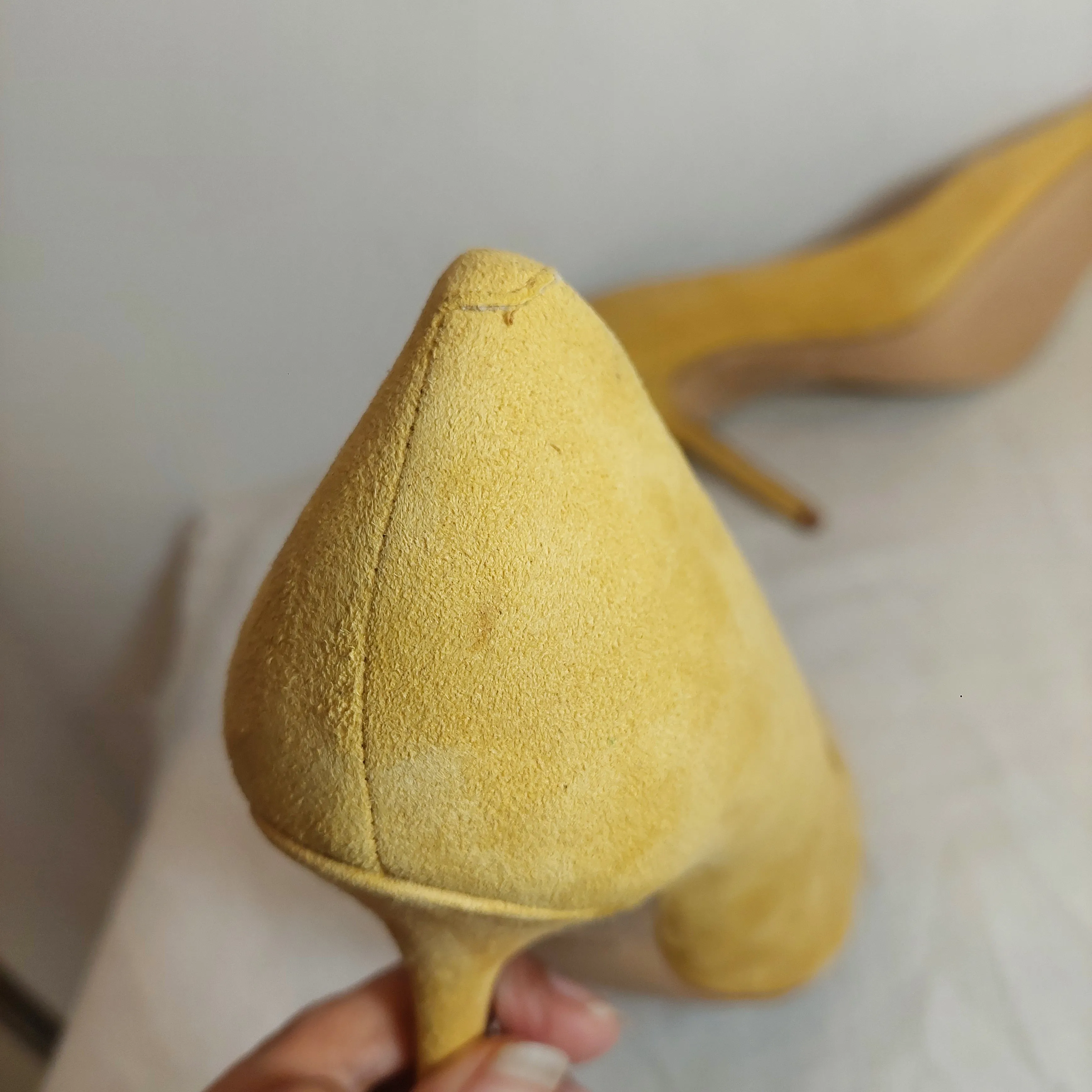 ALDO Yellow Suede Sophy Pointed Pumps | Like new |