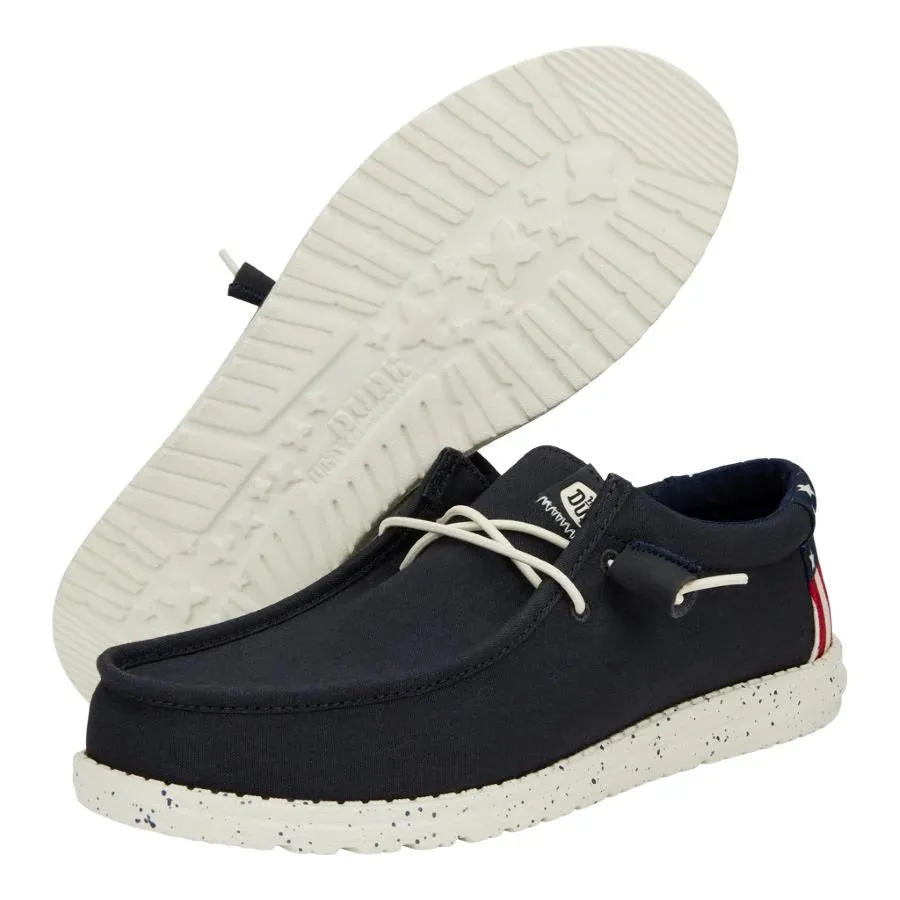 'Hey Dude' Men's Wally Americana - Navy / White