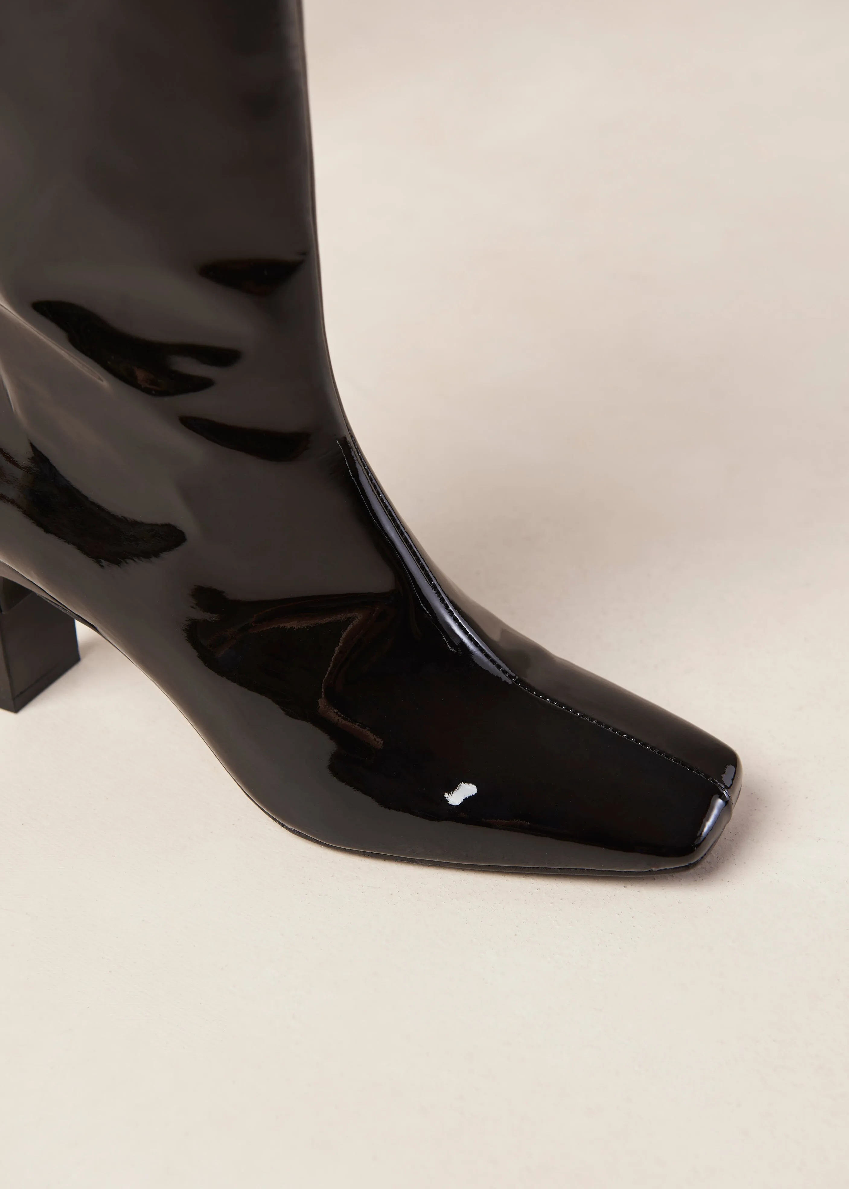 Isobel Onix Black Leather Boots