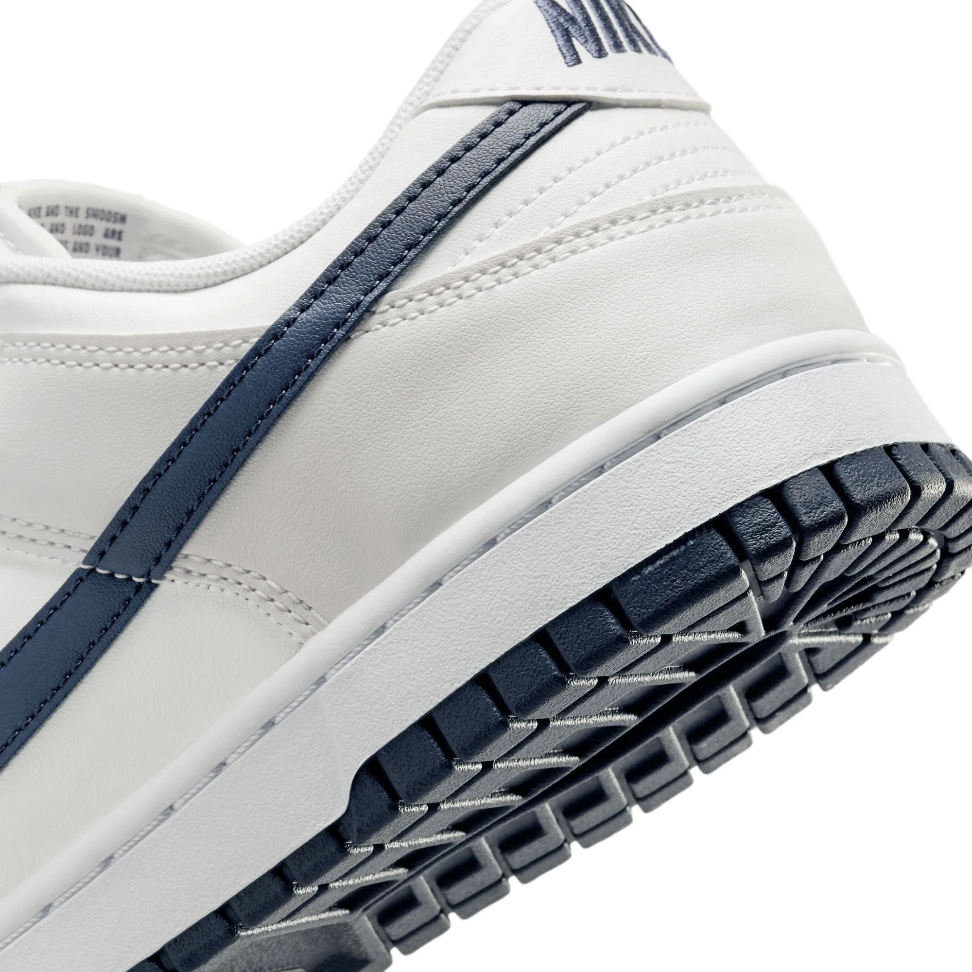 Nike Dunk Low Retro (Summit White/Midnight Navy)