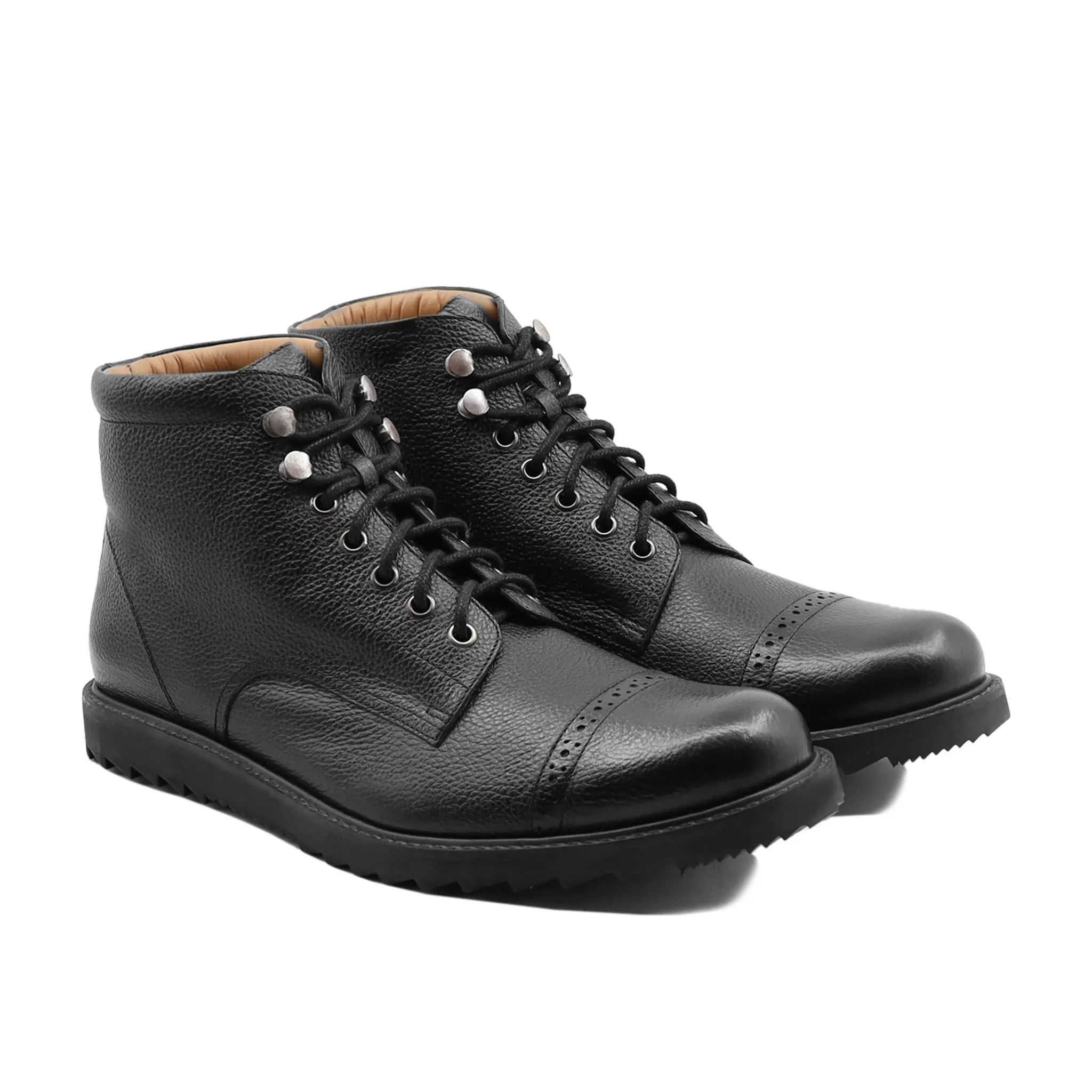 Qagar - Men's Black Pebble Grain Boot